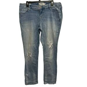 Torrid 14R Boyfriend Jeans Distressed Stretch Denim Mid Rise